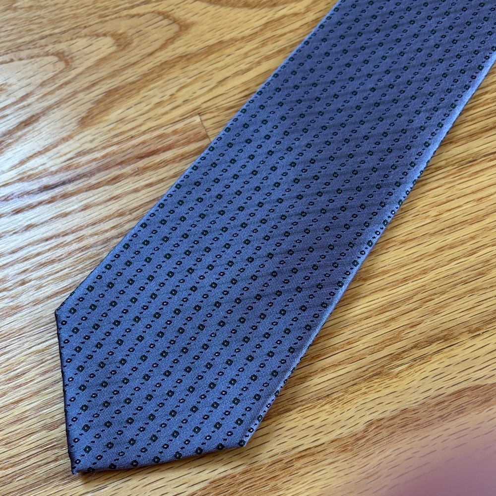 Banana Republic Lavender Dotted Men's Tie